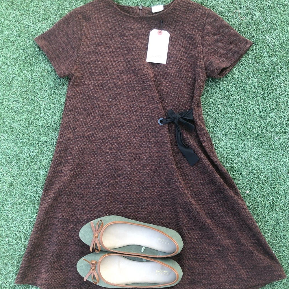 Set of girls dress and shoes